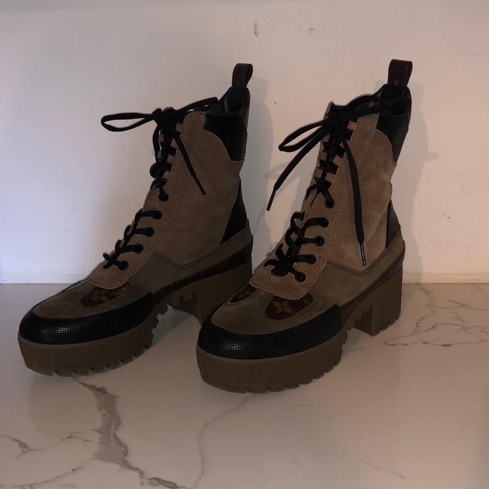 Louise Vuitton Boots